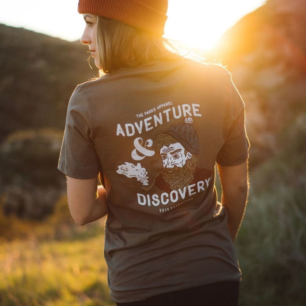 NWOT The Parks Apparel Adventure & Discovery Tee